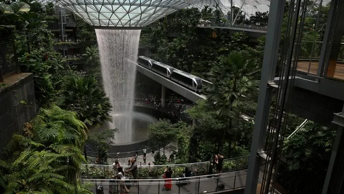 Kemlu Beri Pendampingan WNI Ditangkap gegara Bawa Pisau di Bandara Changi