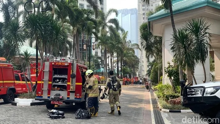 Pemadaman Kebakaran dan Evakuasi di Apartemen Pavilion Selesai Usai 6,5 Jam