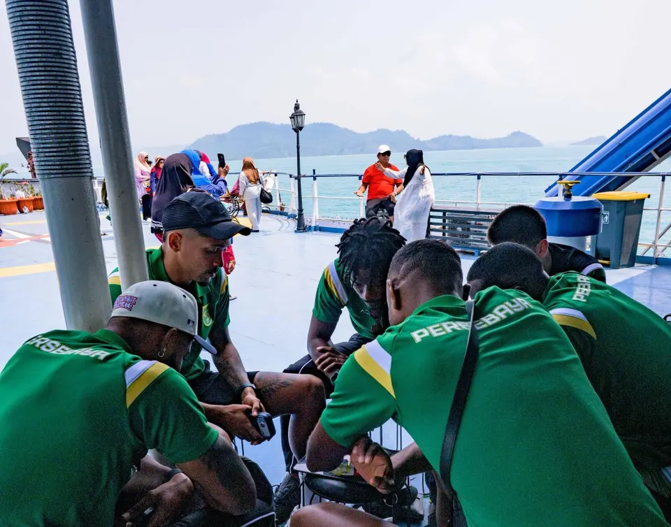 Imbas Erupsi Gunung Anak Krakatau, Skuad Persebaya Pulang Lewat Jalur Darat dan Laut