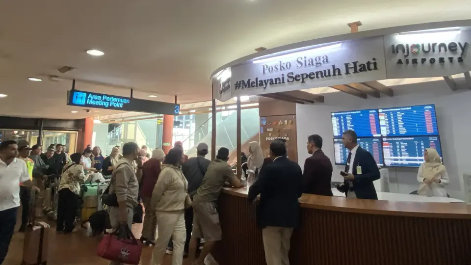 Bandara Soetta Masih Tutup Imbas Abu Vulkanik Krakatau, Bus Gratis Jadi Pilihan