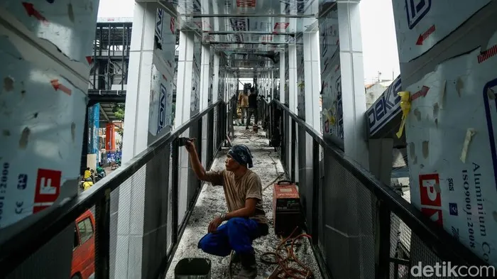 Progres JPO Stasiun Bekasi Capai 70 Persen, Ditargetkan Rampung Desember 2026