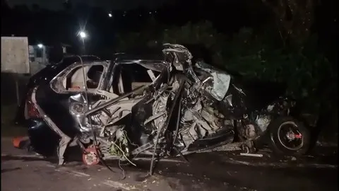 Dua Orang Meninggal Dunia Usai Truk Tabrak 2 Mobil dan 2 Motor di Puncak Cianjur