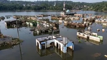 Kemarau Buat Air Bendungan Karian Surut, Bekas Permukiman Warga di Lebak Muncul Lagi