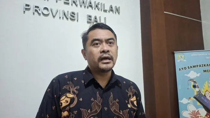 Geger Arya Wedakarna Bawa Ajudan TNI ke Kontes Transgender, Lanal Denpasar Lakukan Pemeriksaan