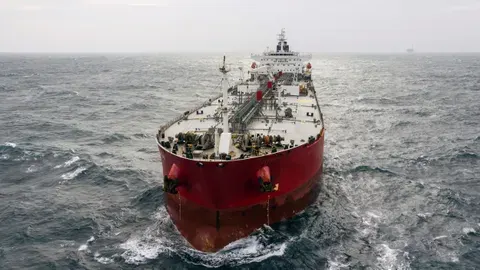 China Borong Minyak Rusia untuk Amankan Pasokan Saat Timur Tengah Memanas