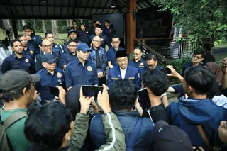 Gus Ipul Ajak Karang Taruna Perkuat Misi Pengentasan Kemiskinan dan Pendampingan Kelompok Rentan