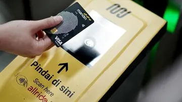 Cara Kerja Pembayaran Nirsentuh Global di MRT Jakarta Menggunakan Kartu Kredit Mandiri