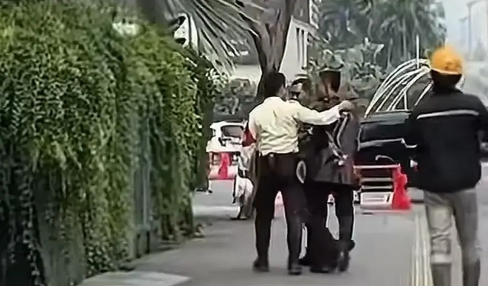 Polisi Selidiki Pelanggaran Lalu Lintas dan Arogansi Pengemudi Alphard di Bundaran HI