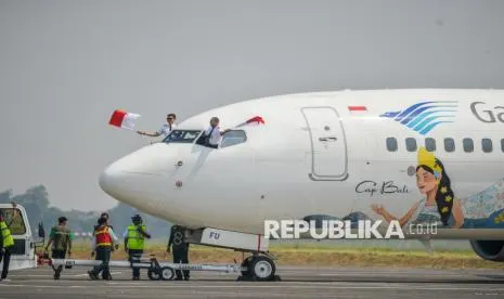 Garuda Indonesia Uji Coba Layanan Internet Berkecepatan Tinggi di Pesawat