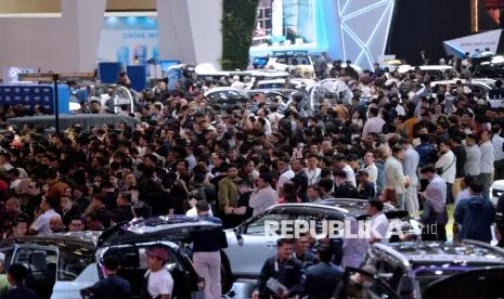 Adu Promo di GIIAS 2026, Penawaran Diskon Hingga Layanan Purnajual Manjakan Konsumen