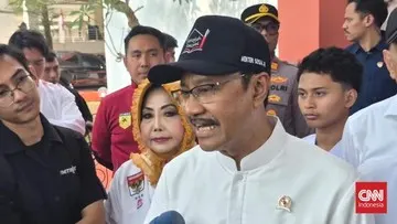 Mensos Targetkan 150 Ribu Anak Masuk Sekolah Rakyat pada 2027