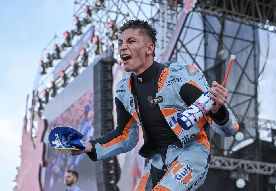 Raul Fernandez Menangi Balapan Utama MotoGP Inggris 2026 di Silverstone