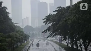 Jakarta Hujan Saat Kemarau, BMKG Bongkar Penyebabnya