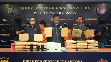 Polisi Tangkap Tiga Pengedar Narkoba di Jakarta Timur, Sita 27,96 Kilogram Ganja