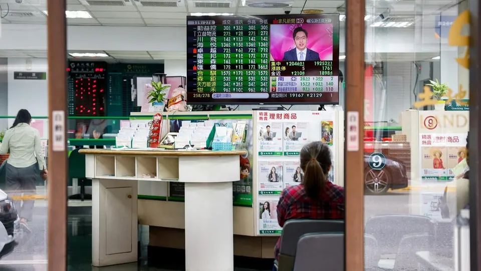 Bursa Asia Menguat Jelang Akhir Pekan, Fokus pada Data Tiongkok dan Sentimen Selat Hormuz
