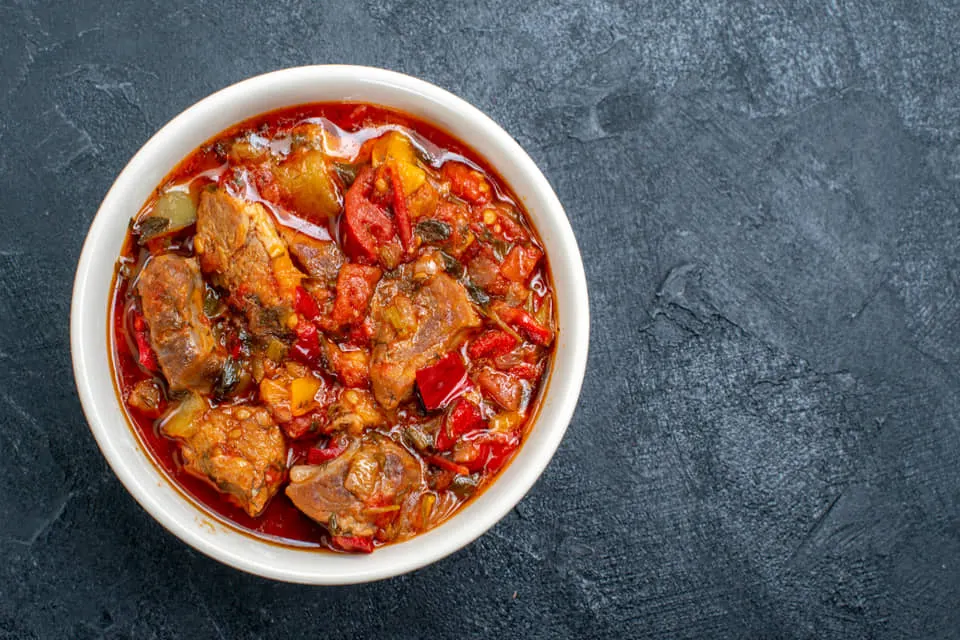 Benarkah Makanan Pedas Bisa Membakar Kalori