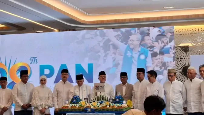 Implementasi Arahan Zulhas Minta Kader PAN Potong Gaji Bantu Korban Gempa NTT dan Karhutla
