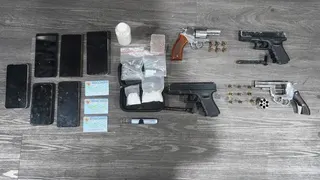 5 Sindikat Pengedar Narkoba di Bekasi Ditangkap, Sabu hingga Pistol Disita